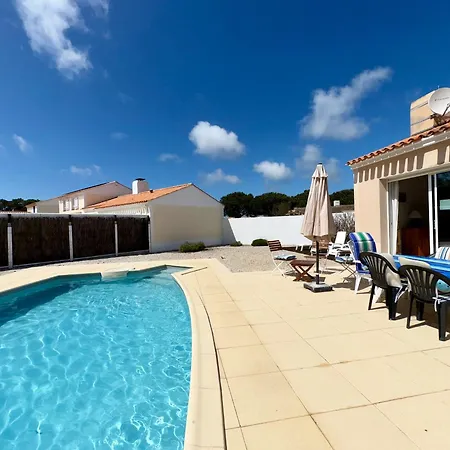 Maison Calme A Avec Piscine Privee, Pour 6 Personnes - Fr-1-323-575